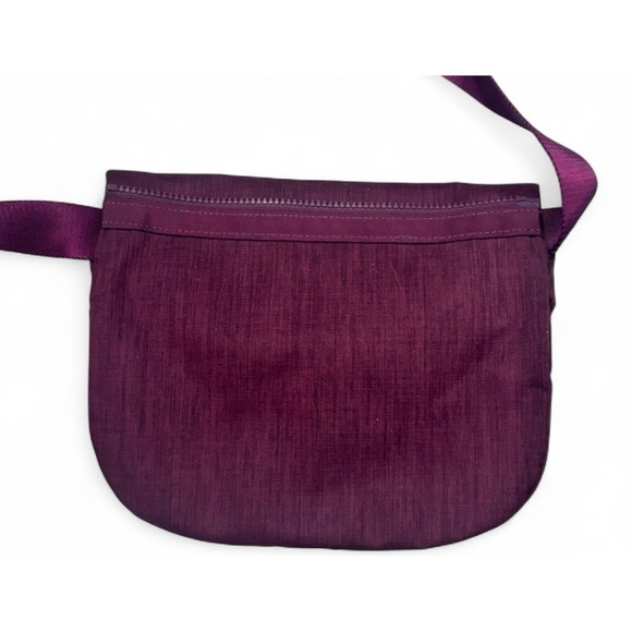 Lululemon Athletica Foldover Crossbody Bag in Bordeaux Drama Travel Adjustable - Picture 2 of 4